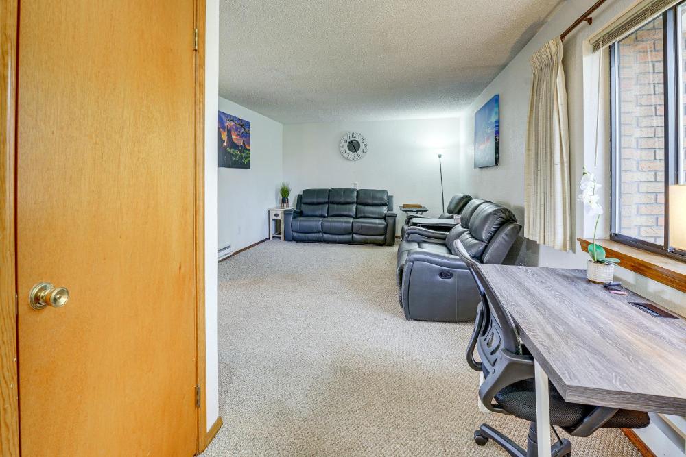Downtown Delta Condo about 34 Mi to Black Canyon!
